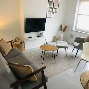 Appartement Ground Floor Apartment/wi-fi+free Parking, Oostende